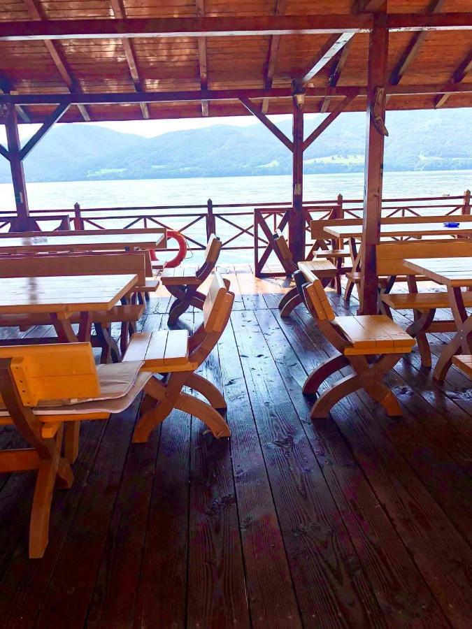 Mustaciosul Dunarii Hotell Ieşelniţa Exteriör bild
